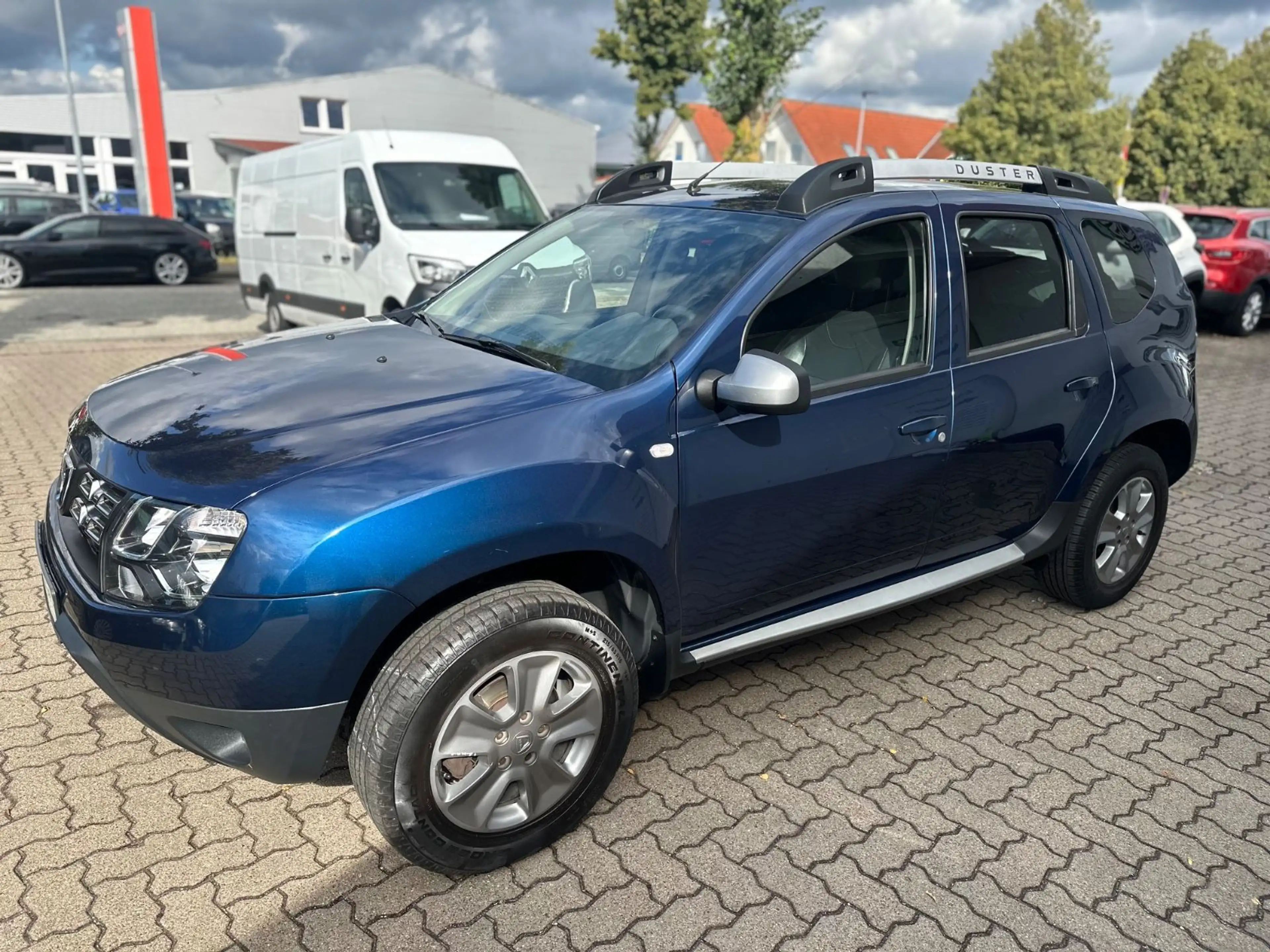 Dacia Duster I Prestige 4x2/AHK/NAV/SHZ/TEMP/PDC/LEDER — photo 2