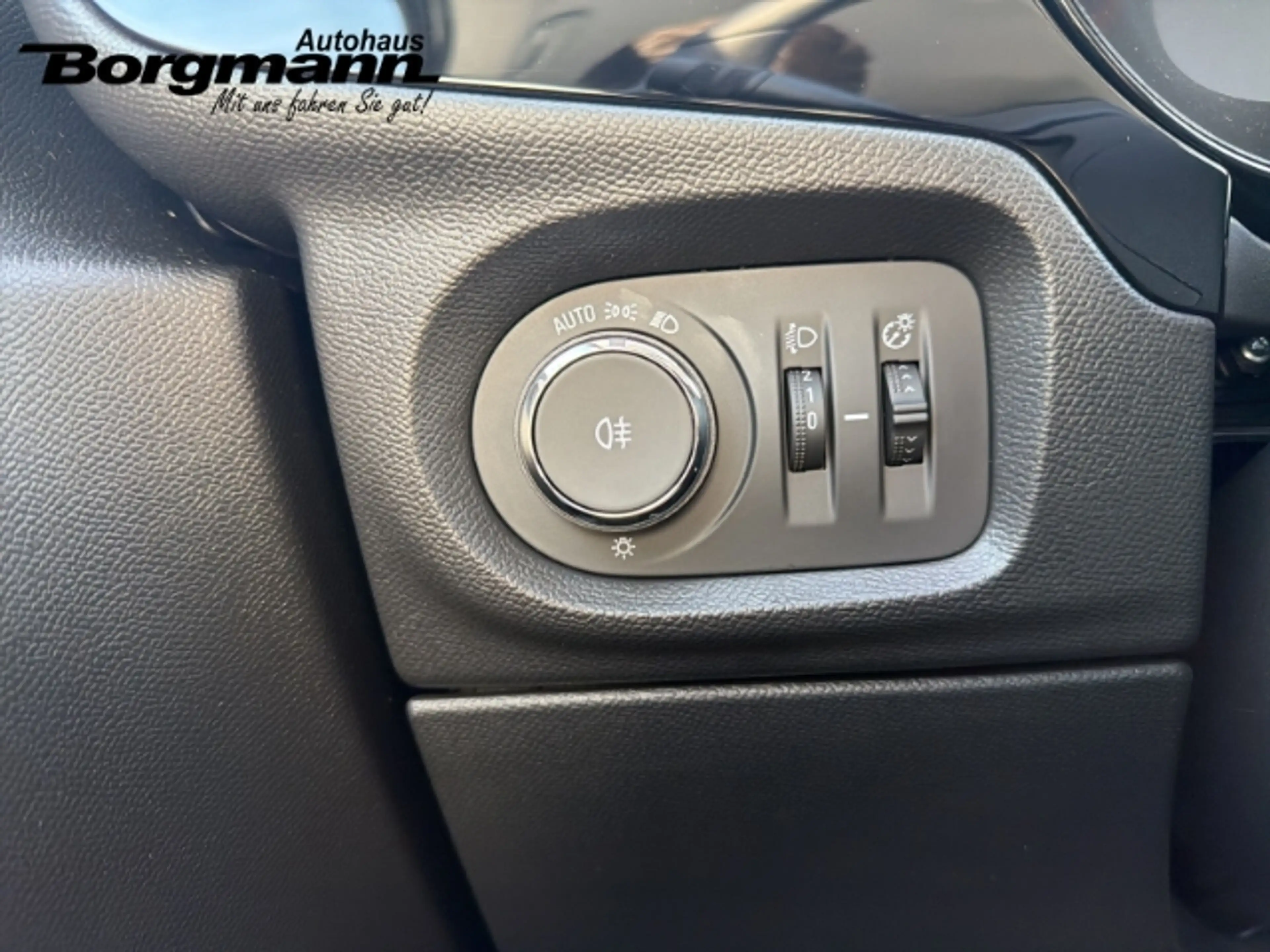 Opel Corsa F 1.2 LED Scheinwerfer - PDC v+h - Rückfahrkamera — photo 15