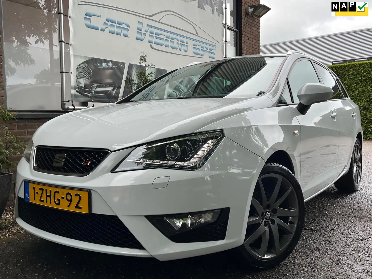SEAT Ibiza ST 1.2 TSI FR|Trekhaak|Clima|Cruise|Pdc| Blanc - 1