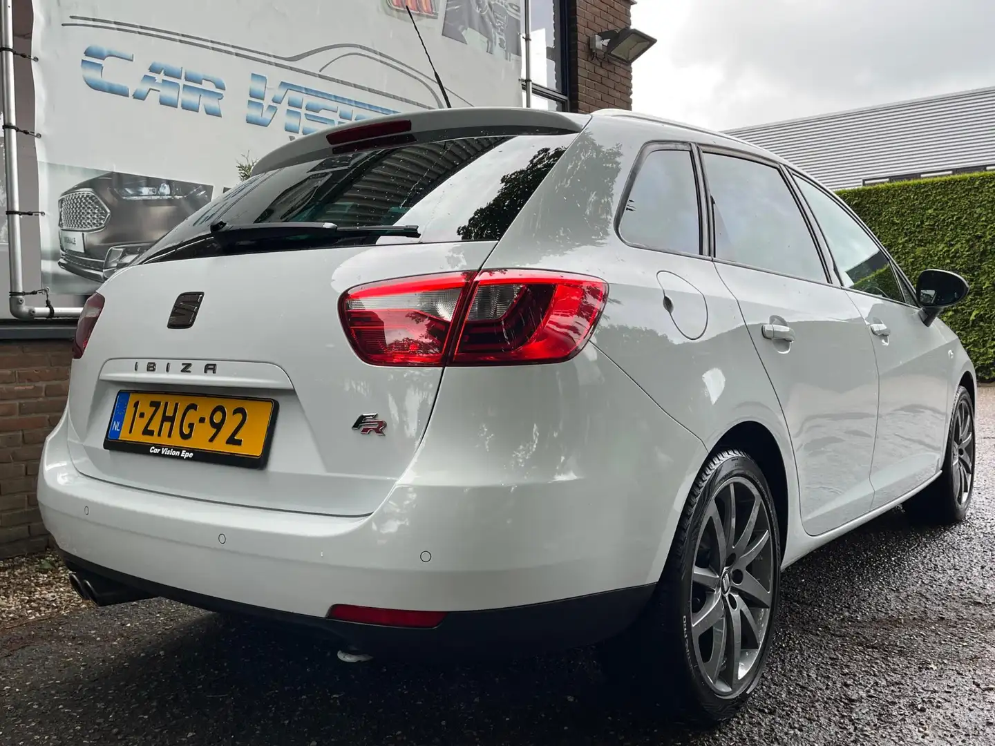 SEAT Ibiza ST 1.2 TSI FR|Trekhaak|Clima|Cruise|Pdc| Blanc - 2