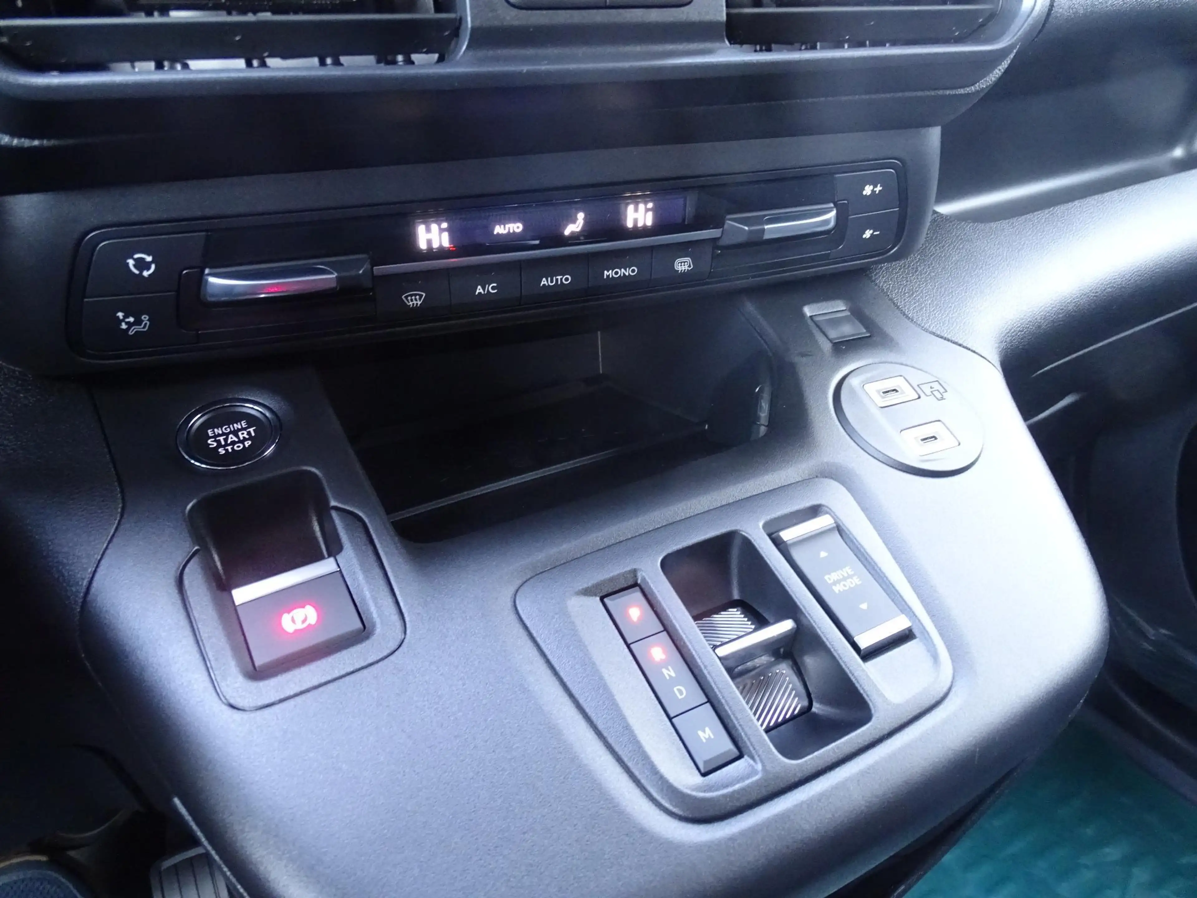 Opel Combo L1H1 Heavy 1.5 Turbo D 130 S/S AT8 — photo 13