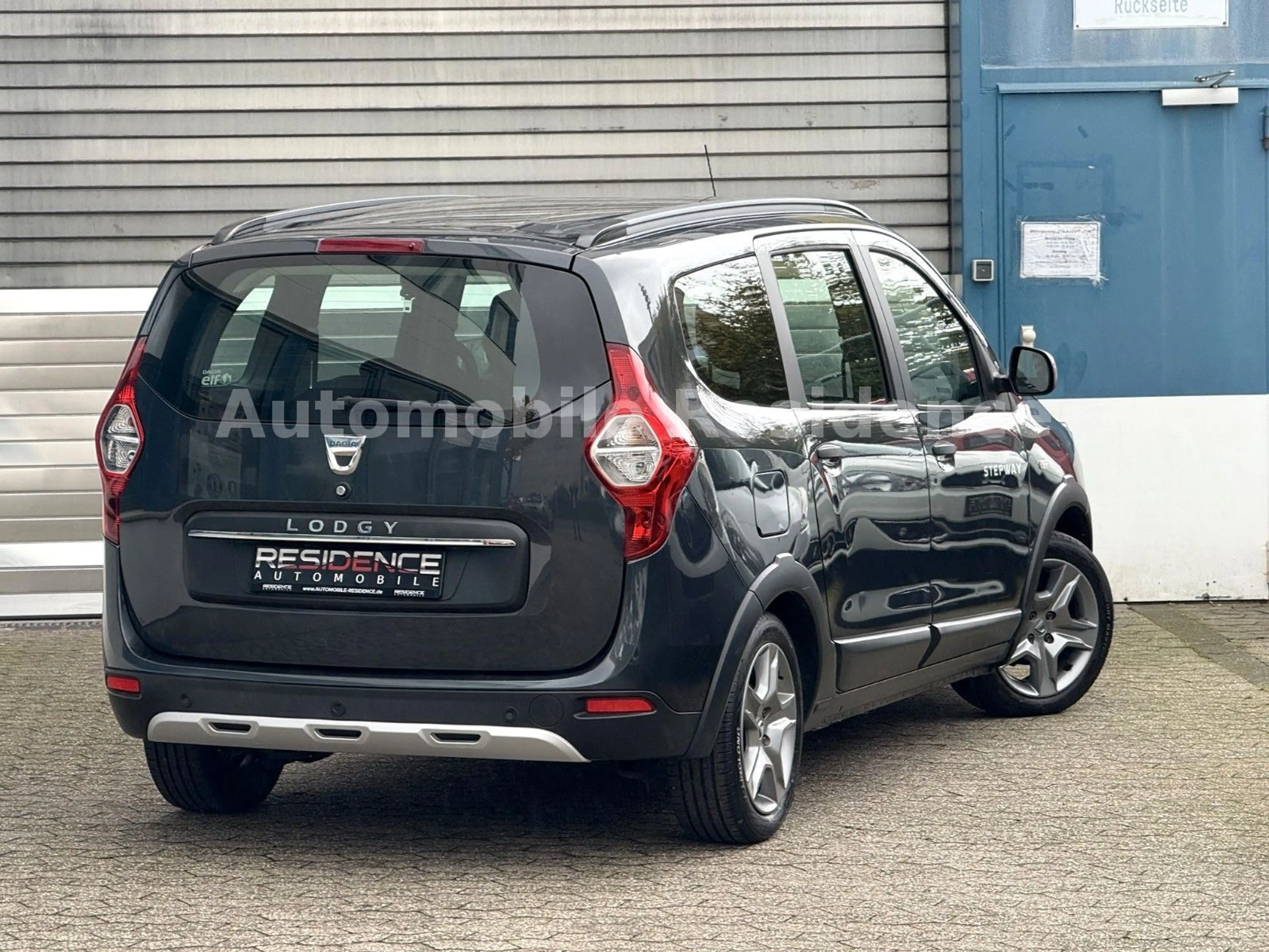 Dacia Lodgy Stepway 1.6*TEMP*KLIMA*NAVI*PDC*MFL*SHZ*1 — photo 3