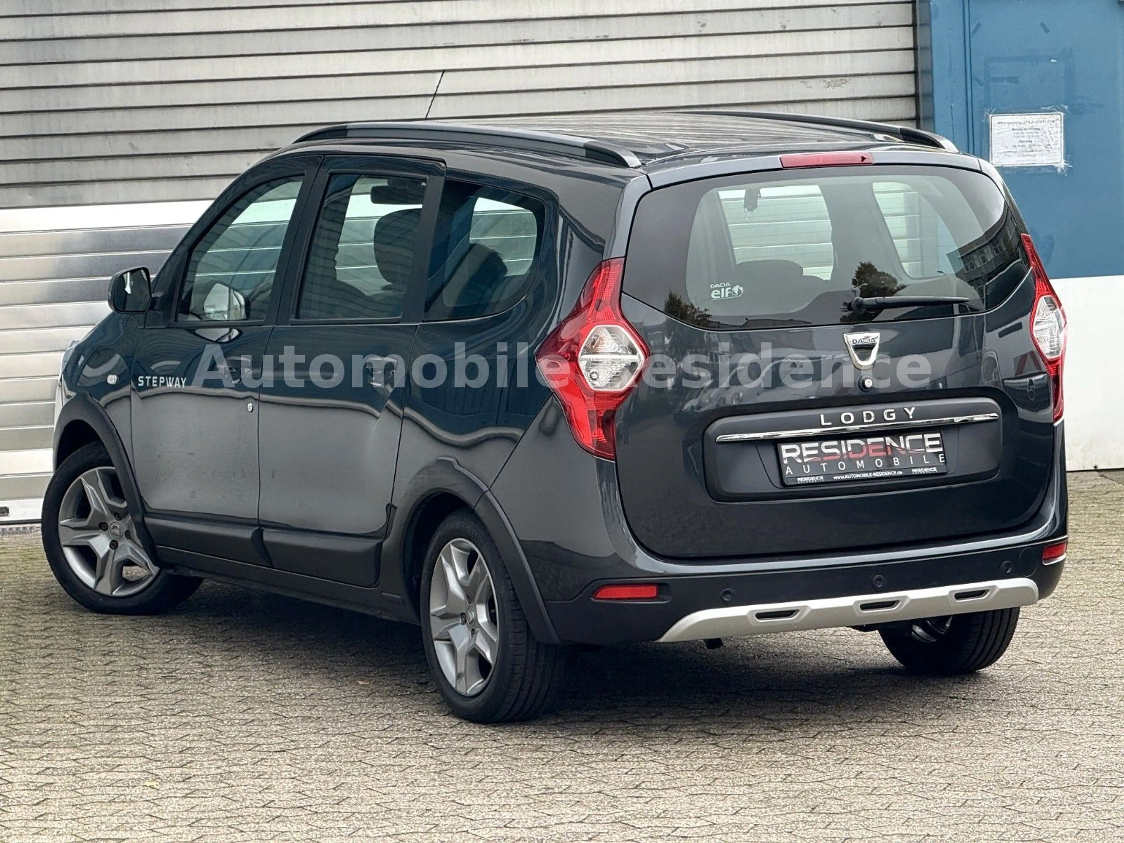 Dacia Lodgy Stepway 1.6*TEMP*KLIMA*NAVI*PDC*MFL*SHZ*1 — photo 4