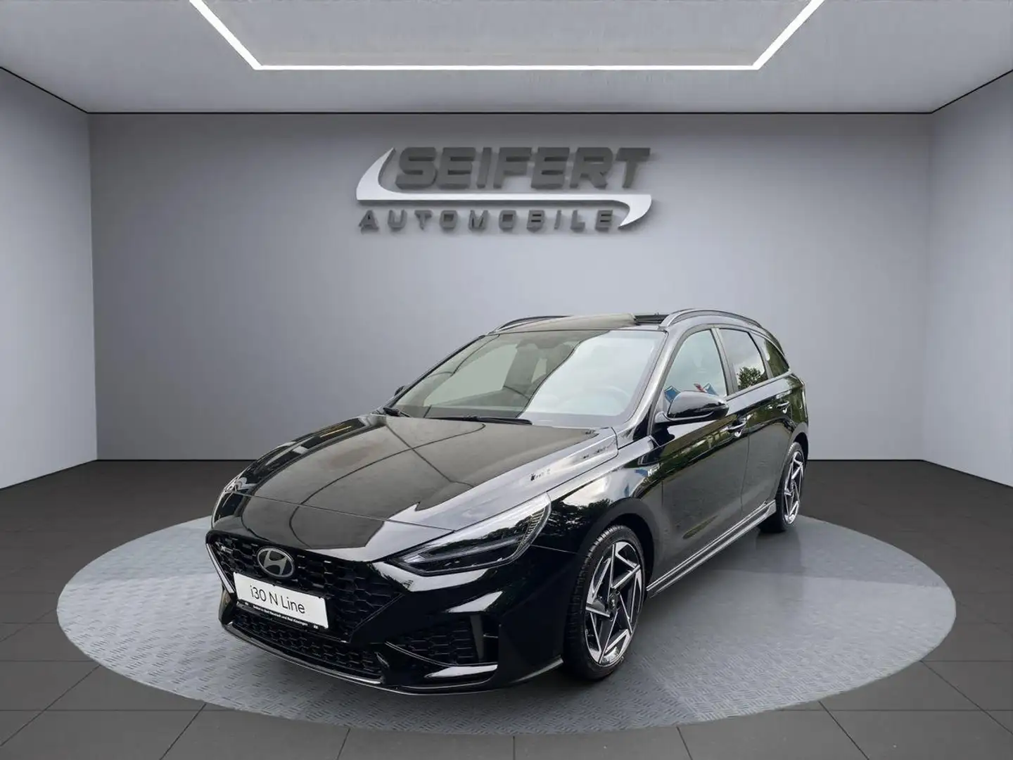 Hyundai i30 FL (MY25) Kombi I N-LINE I DCT I NAVI I SHZ I RFK Negro - 1