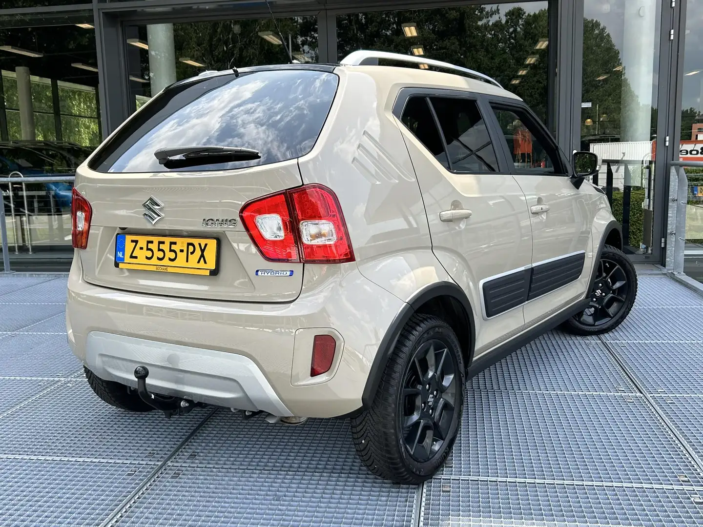 Suzuki Ignis 1.2 Smart Hybrid Style | Trekhaak | Carplay | Navi Brun - 2