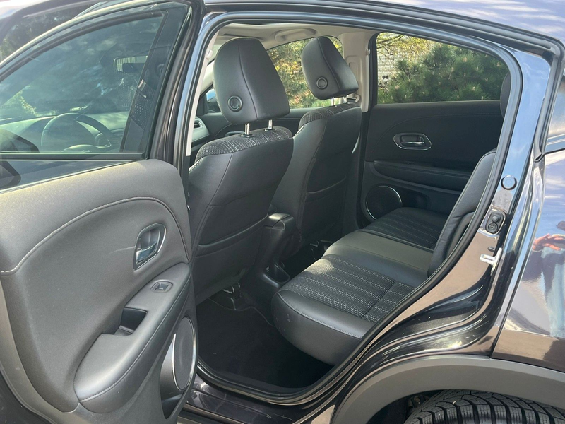 Honda HR-V 1.5 i-VTEC Executive *SHZ* NAVI* — photo 14