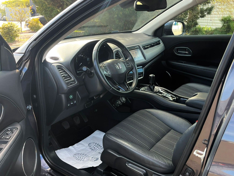 Honda HR-V 1.5 i-VTEC Executive *SHZ* NAVI* — photo 8