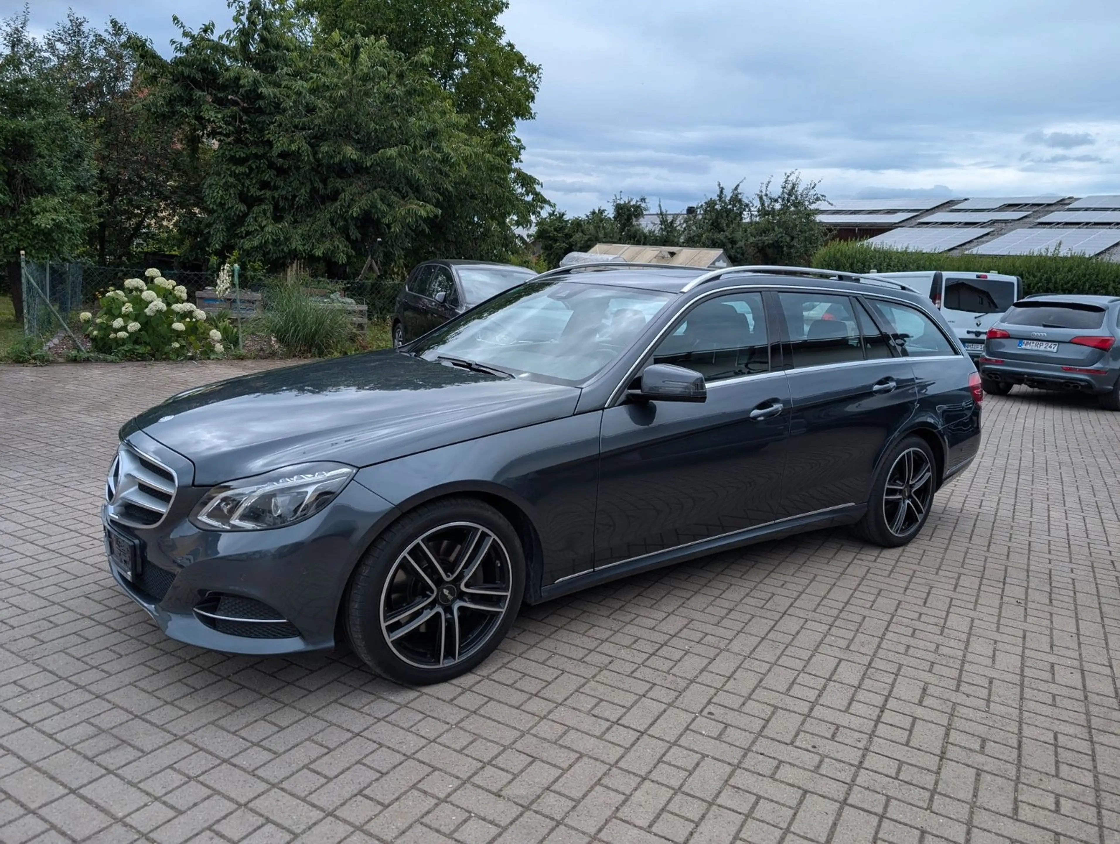 Mercedes-Benz E 350 E T-Modell BlueTec 4Matic Avantgarde Autom — photo 3