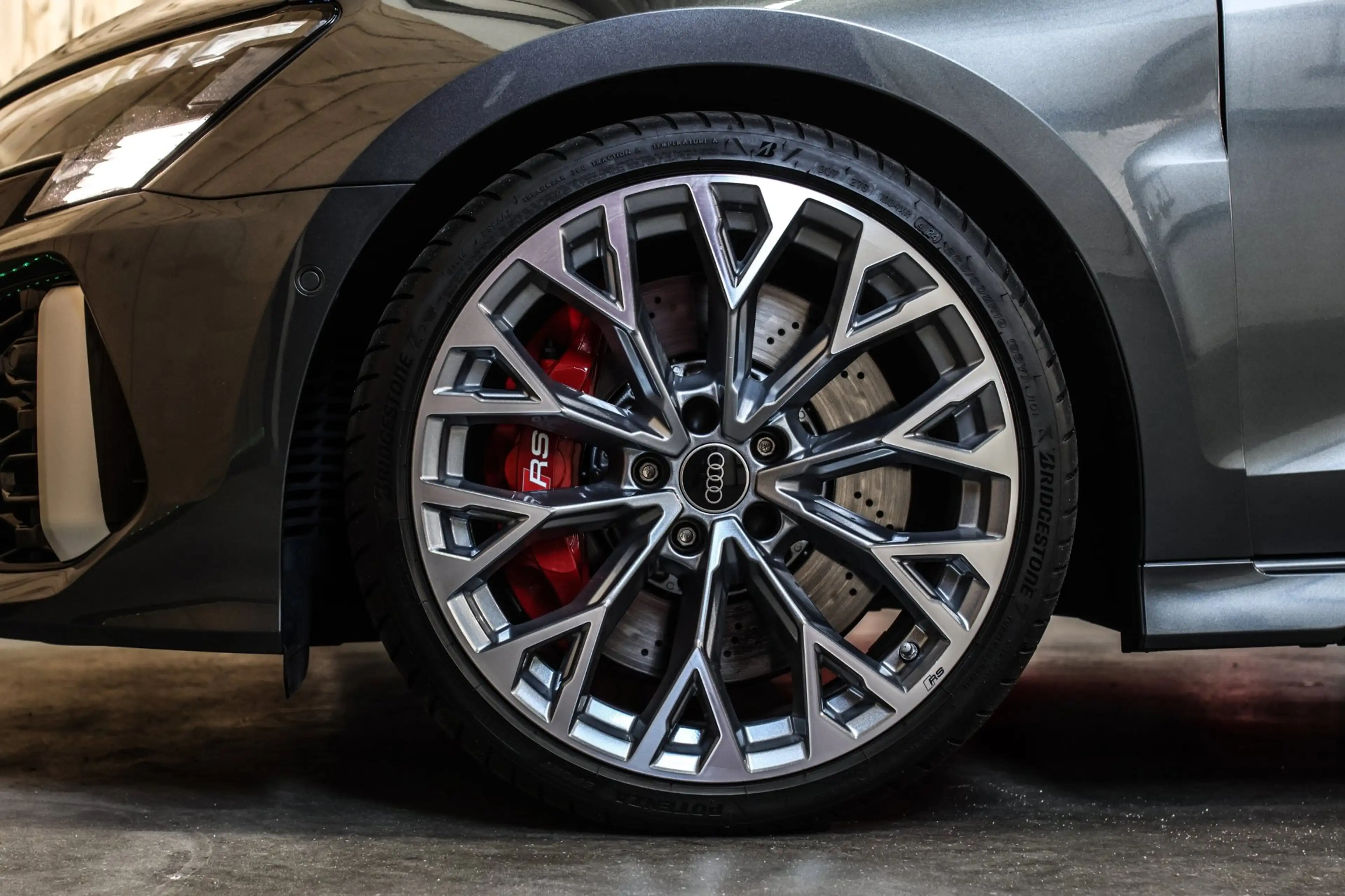 Audi RS3 Limousine 2.5 TFSI Quattro *Pano*B&O*Head-Up*Camer — photo 24