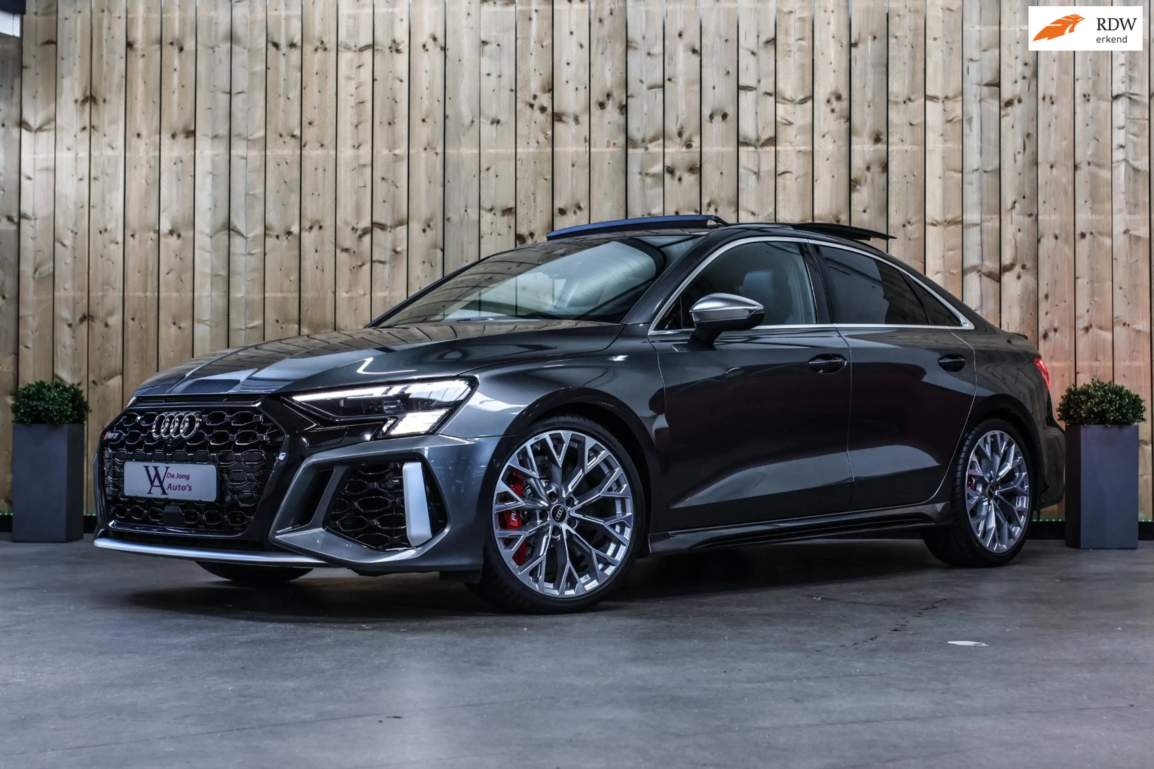 Audi RS3 Limousine 2.5 TFSI Quattro *Pano*B&O*Head-Up*Camer