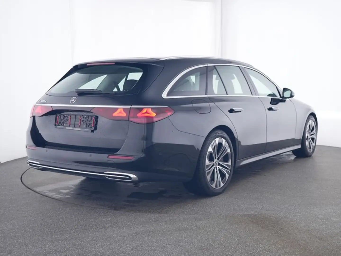 Mercedes-Benz E 300 Estate e Plug-In Hybride | Distronic | Stoel en St Zwart - 2