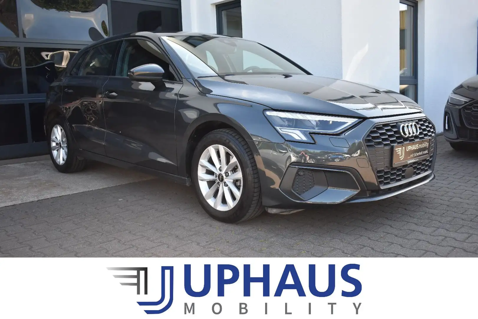 Audi A3 Sportback 30 TFSI S-Tronic*LED*Kamera*Totwink Grau - 1