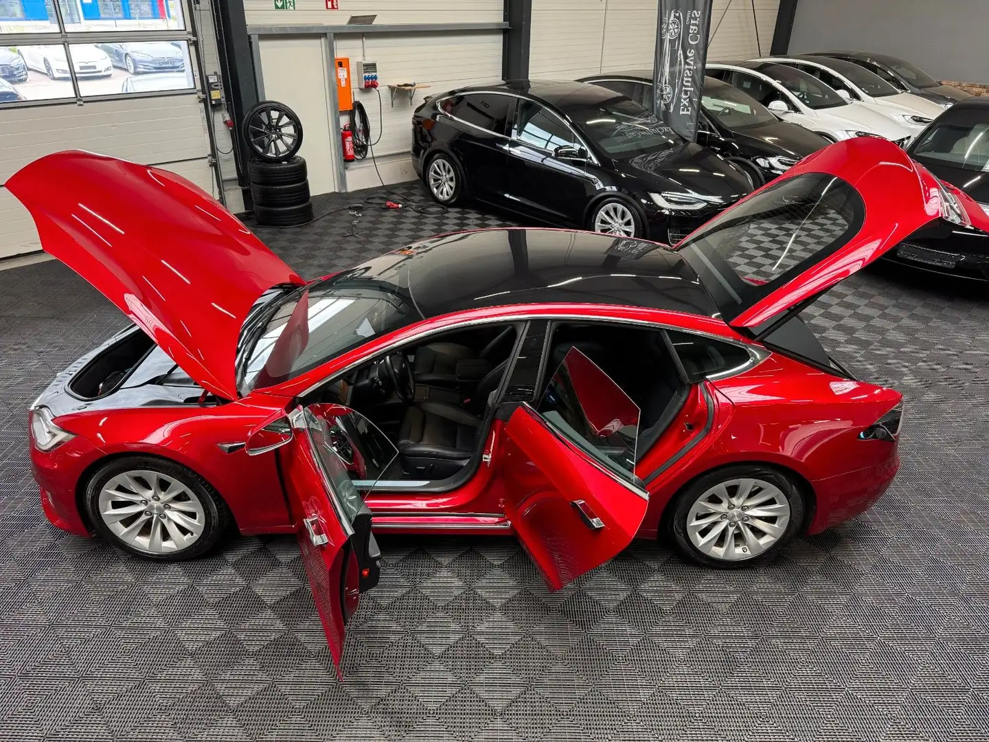 Tesla Model S MODEL S LONG RANGE RAVEN | AP3.0 | HEPA | MCU2 | Rojo - 2