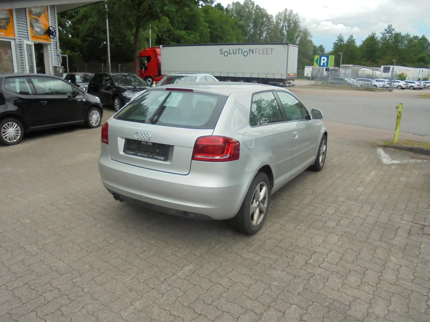 Audi A3 1.9 TDI e Attraction Zilver - 2