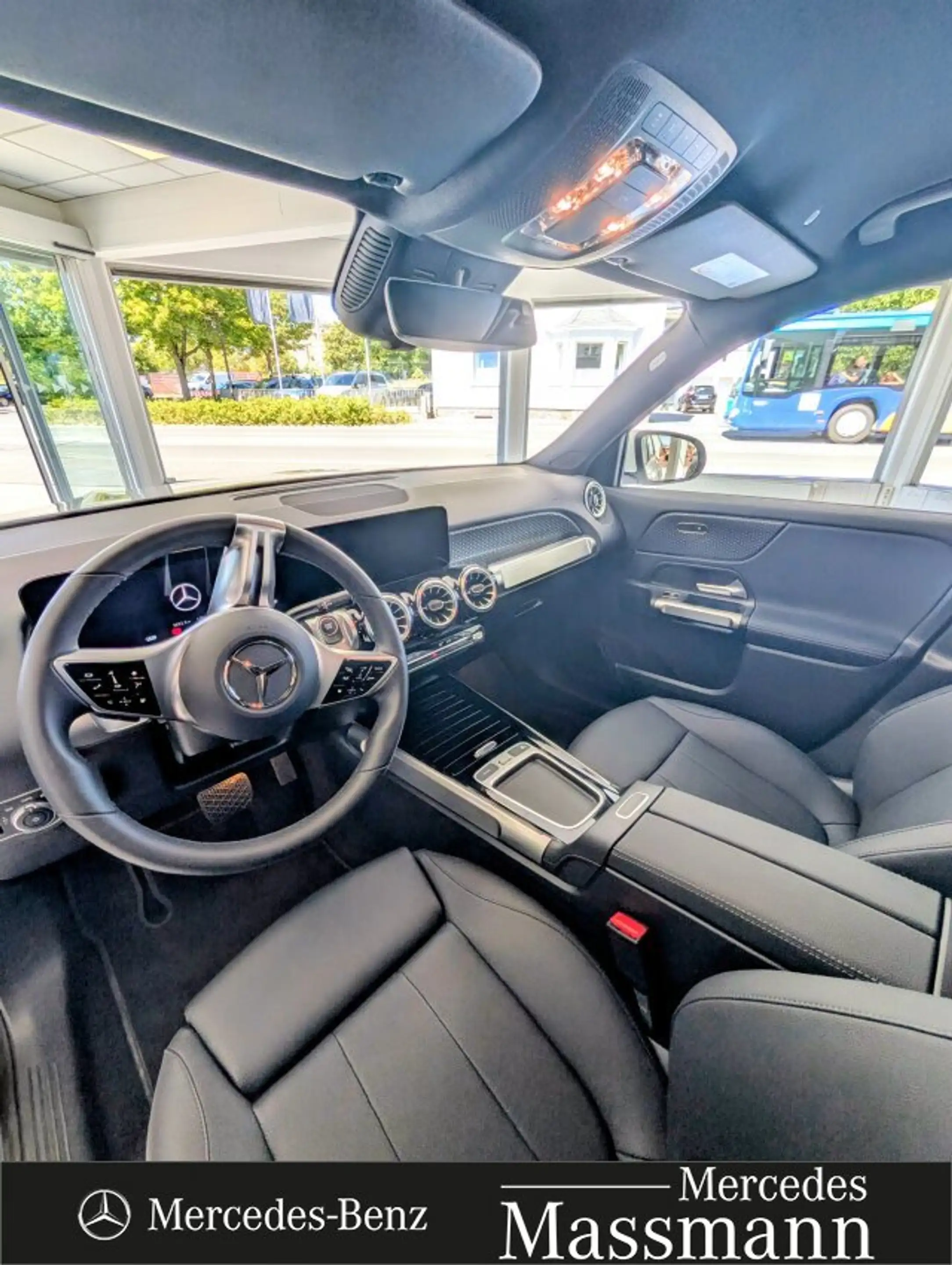 Mercedes-Benz EQB 300 EQB 300 4MATIC Progressive Navi/Klima/Xenon/LED — photo 8
