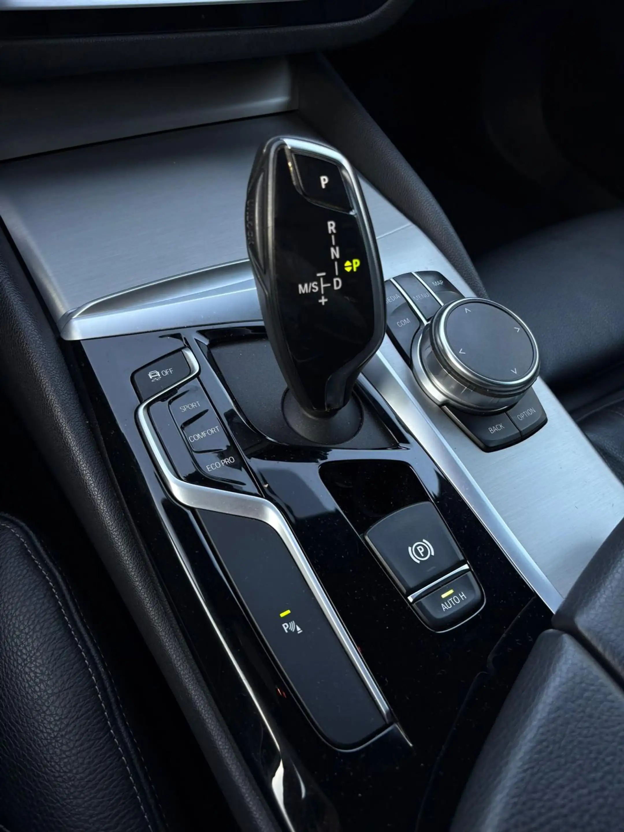 BMW 518 Touring TVA INCL/ BTW IN — photo 12