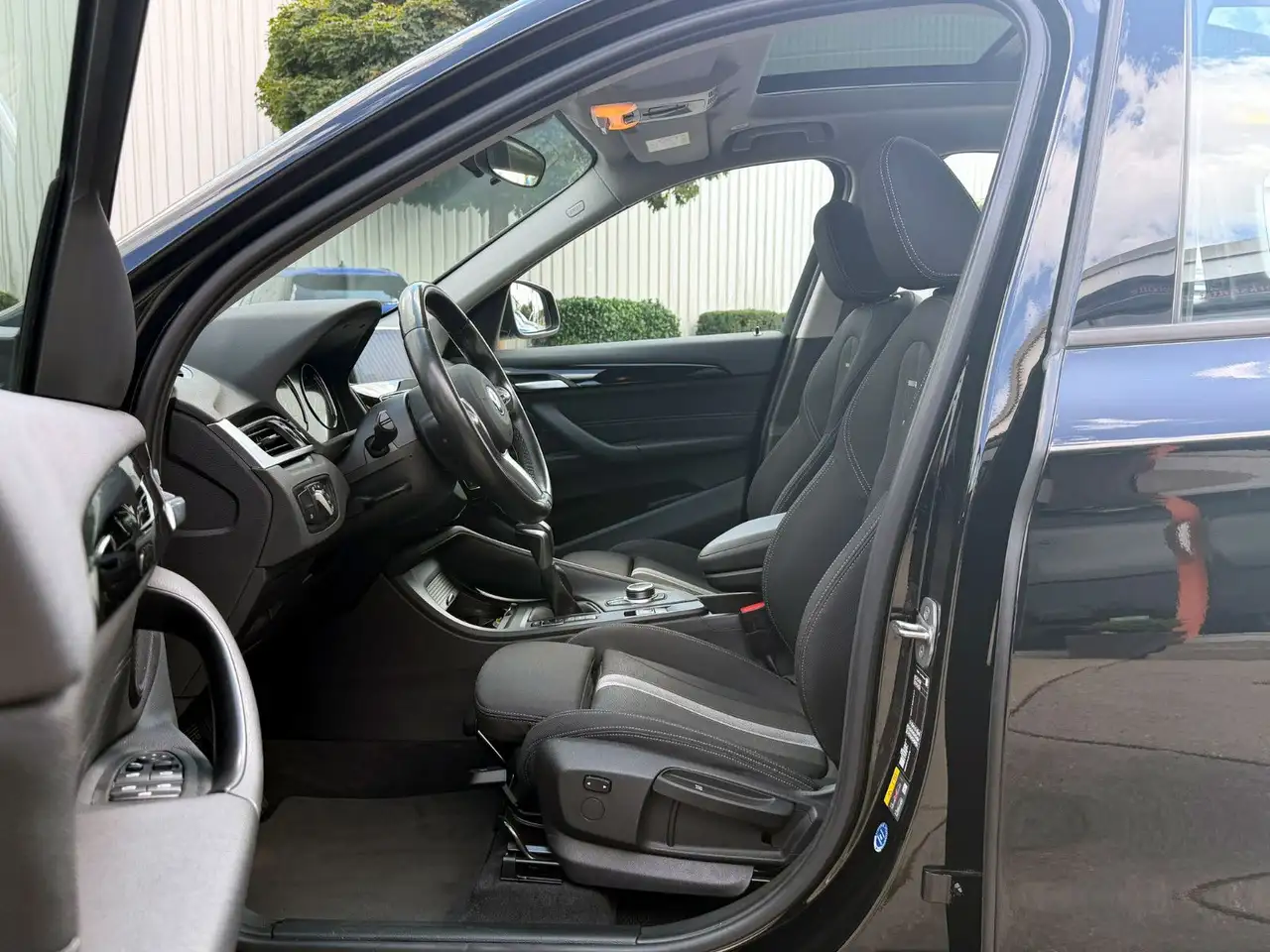BMW X1 xDrive25e Advantage ACC KAM PANO LED SHZ NAV, миниатюра 6