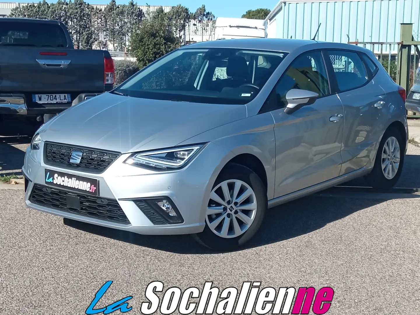 SEAT Ibiza 1.0 MPI 80 ch S/S BVM5 Style Gris - 1