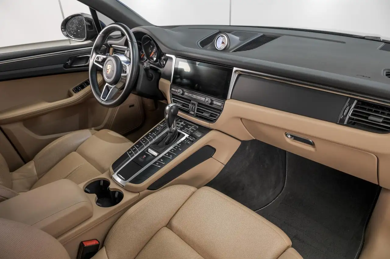 Porsche Macan снимка Porsche Macan