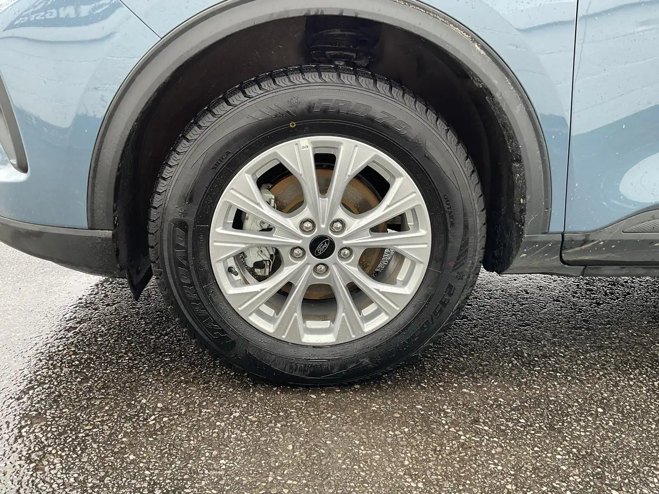 Ford Escape снимка Ford Escape