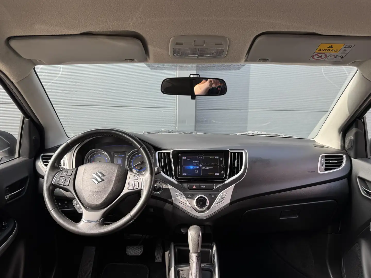 Suzuki Baleno 1.0 Boosterjet High Executive / 100 % Onderhoud Gris - 2