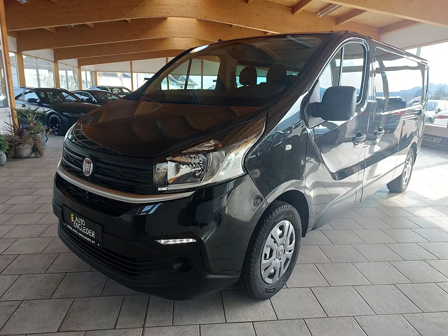 Fiat Talento Panorama 3,0t 2,0 EcoJet 120 L2H1 Family Schwarz - 2