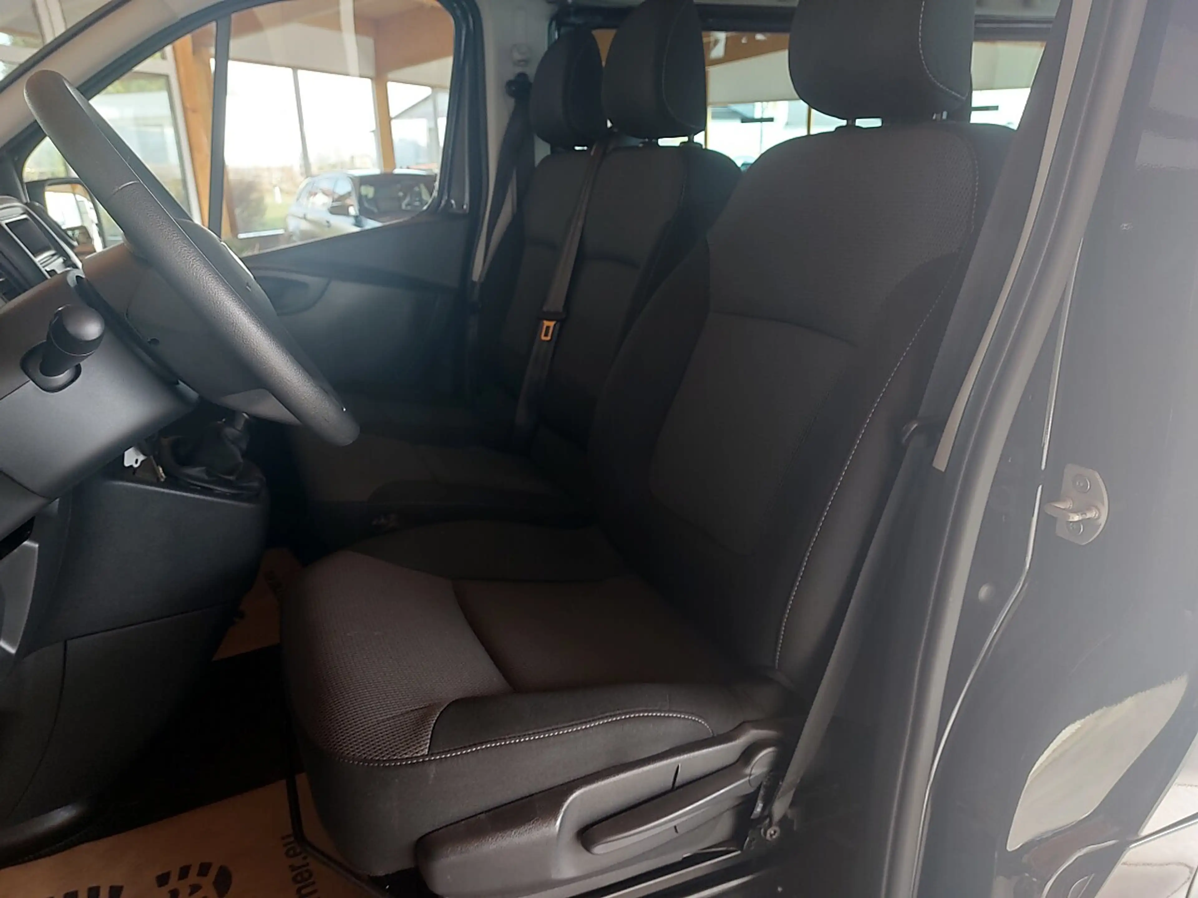 Fiat Talento Panorama 3,0t 2,0 EcoJet 120 L2H1 Family — photo 15