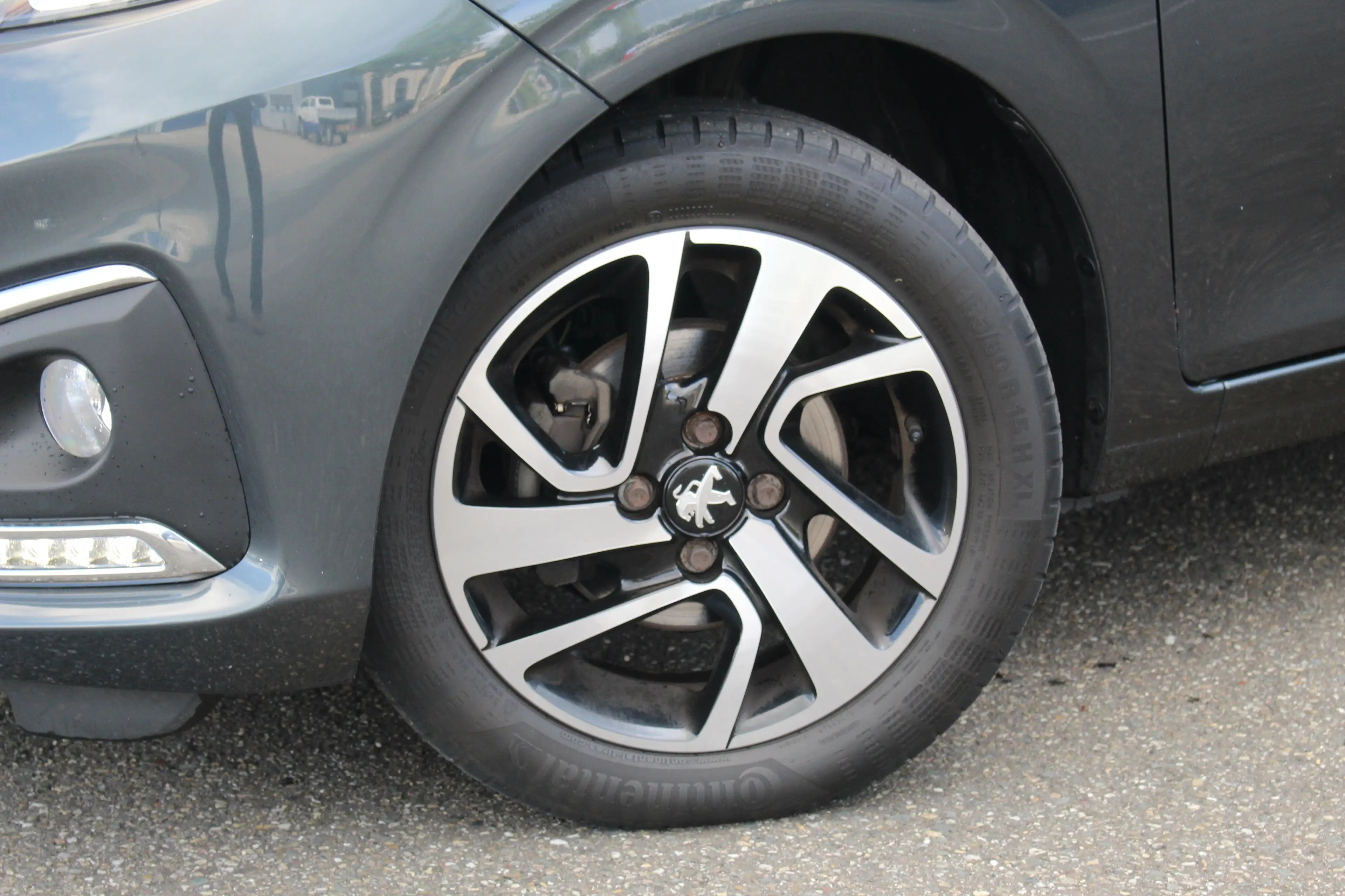 Peugeot 108 1.0 e-VTi Allure — photo 5