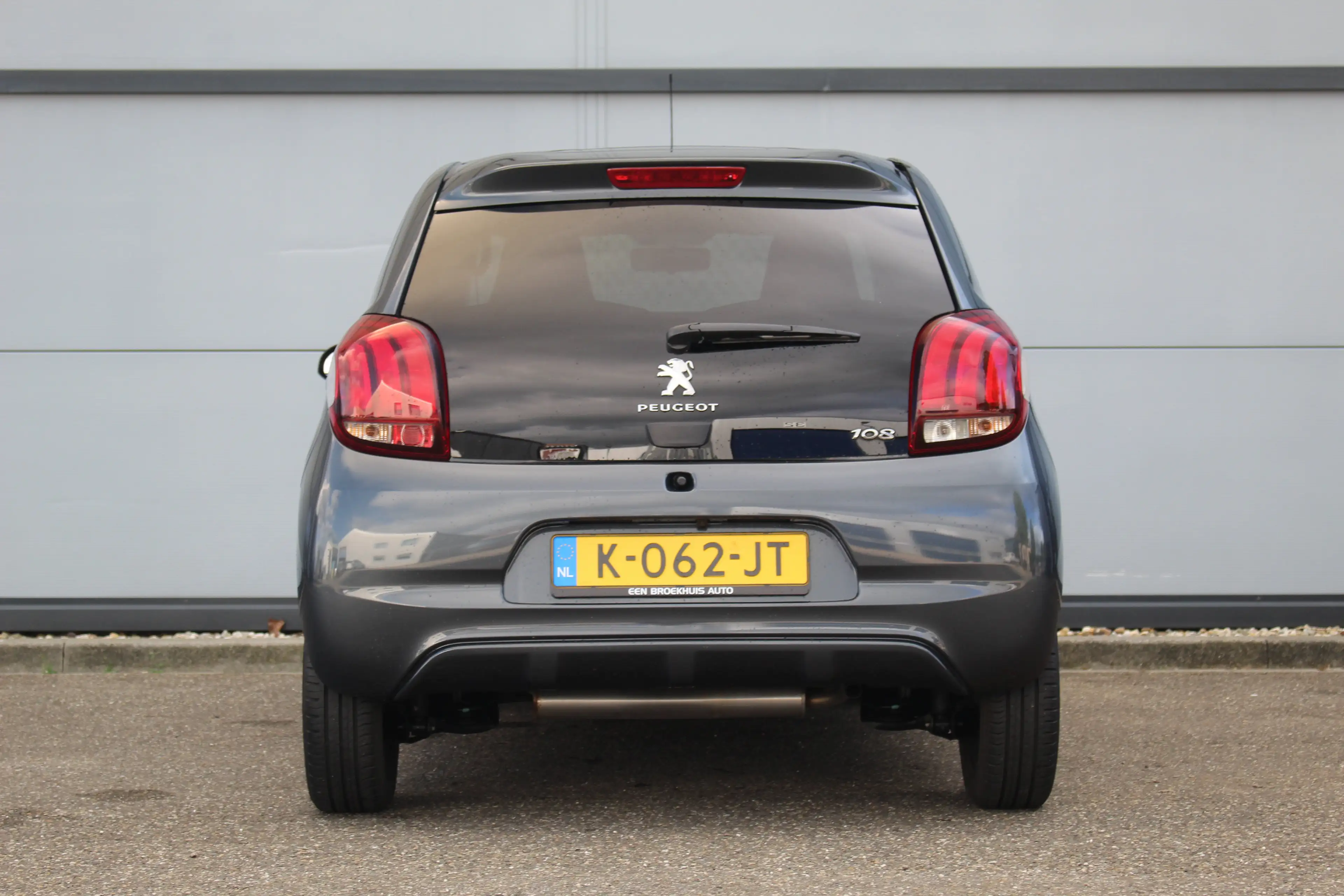 Peugeot 108 1.0 e-VTi Allure — photo 10