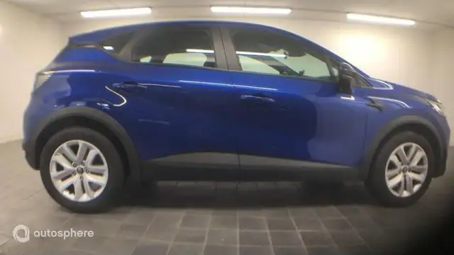 Renault Captur view 4