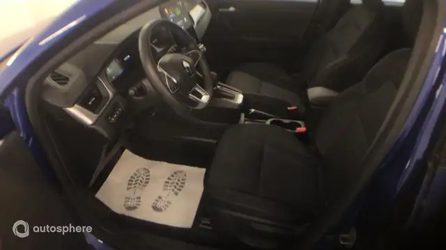 Renault Captur view 12