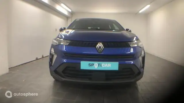 Renault Captur view 2