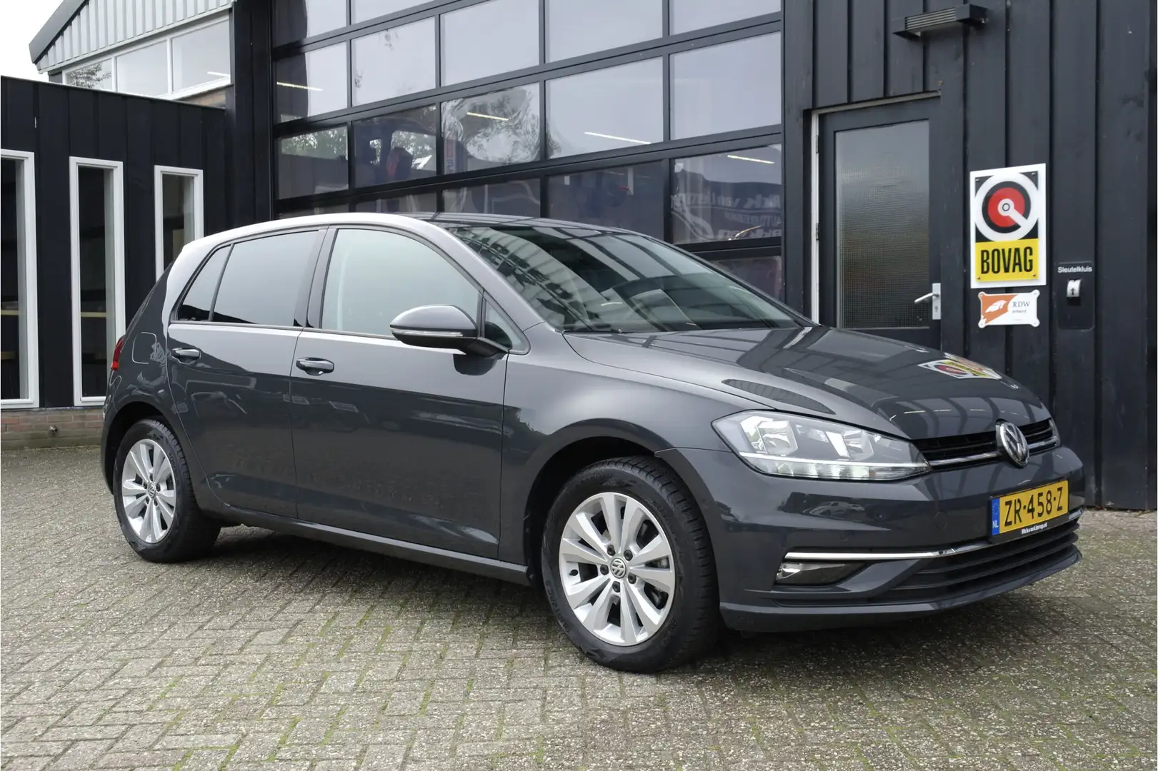 Volkswagen Golf 1.0 TSI Comfortline | Dealer Onderhouden |  NL-Aut Gris - 1