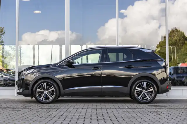 Peugeot 3008 view 5