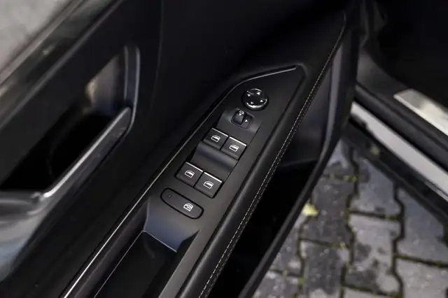 Peugeot 3008 view 21