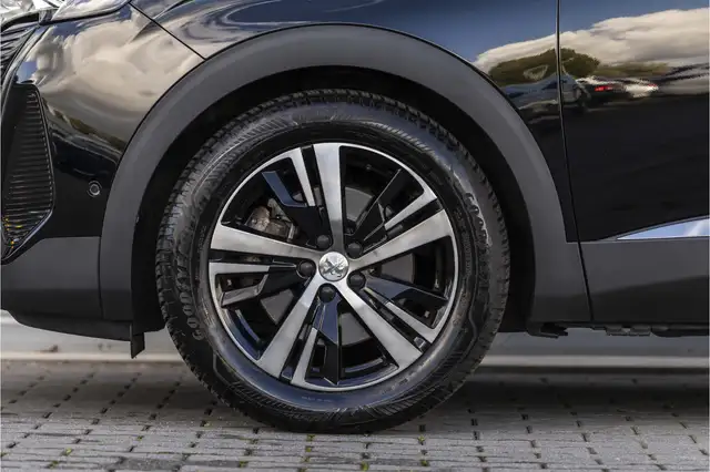 Peugeot 3008 view 18