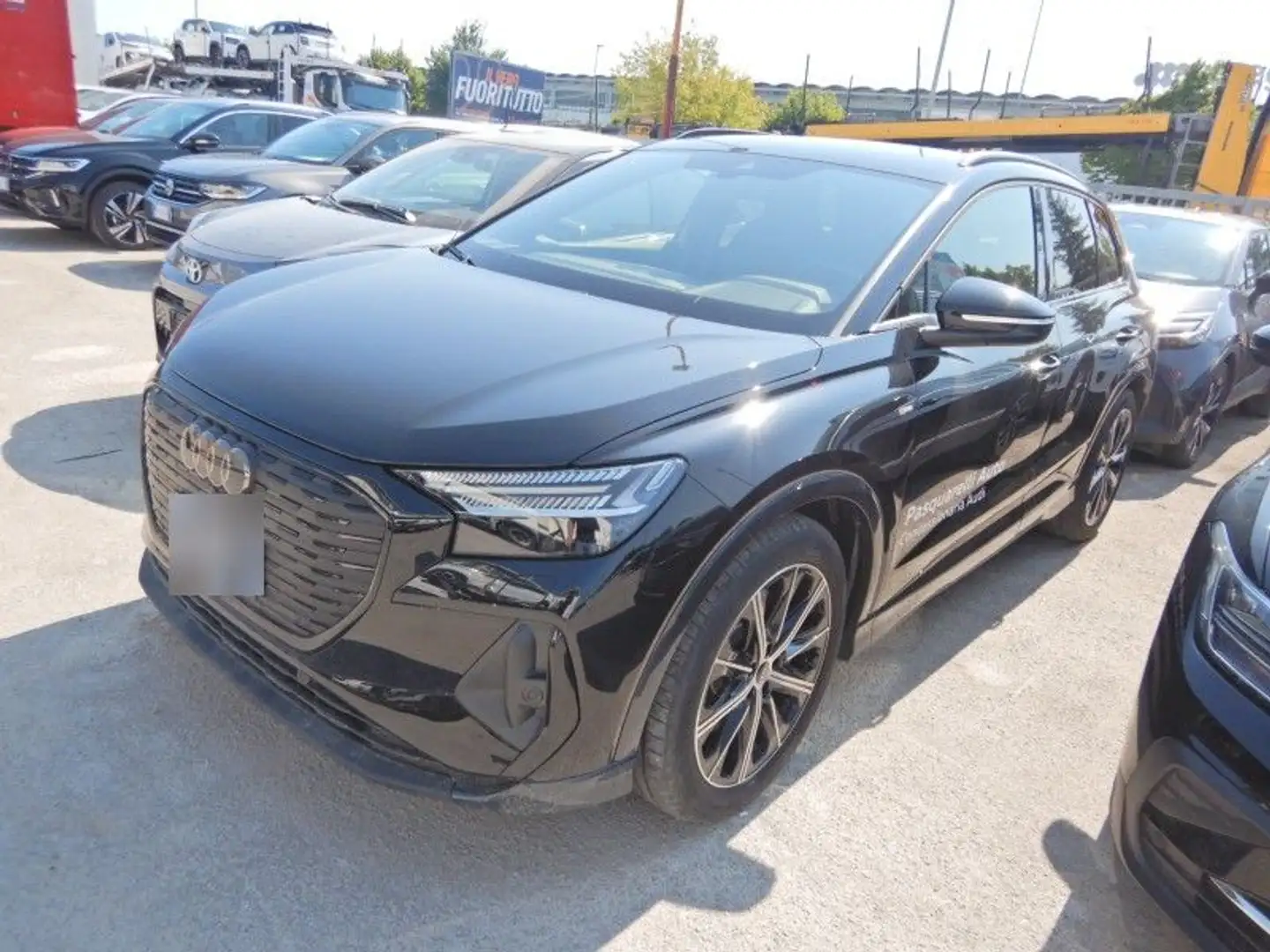 Audi Q4 e-tron S line Navi RearCam Matrix Black Edition Standh. A Schwarz - 2