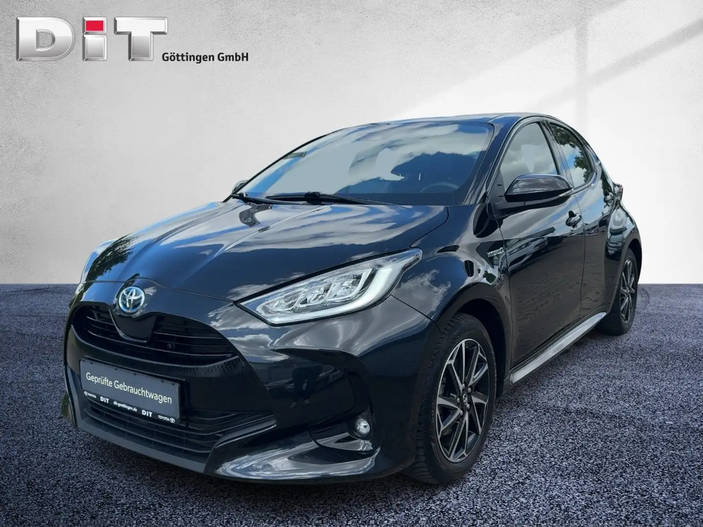 Toyota Yaris 1.5 Club Zwart - 2
