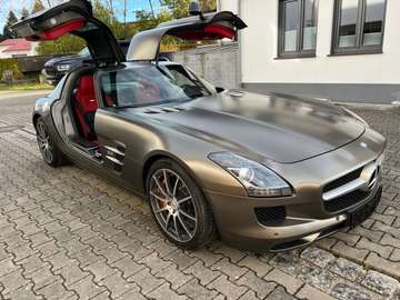 SLS AMG Coupe AMG SPEEDSHIFT DCT