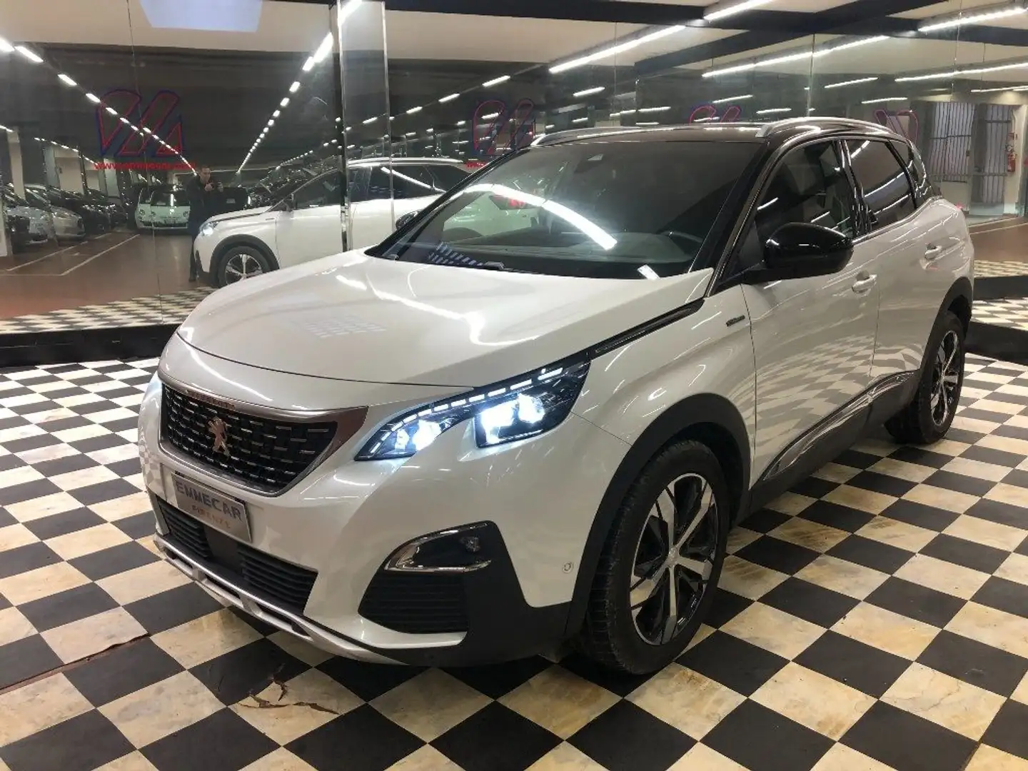 Peugeot 3008 BlueHDi 120 S&S GT Line Blanc - 1