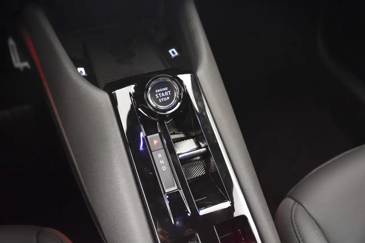 Alfa Romeo Junior 1.2 ibrida Ti 145cv edct6, миниатюра 11