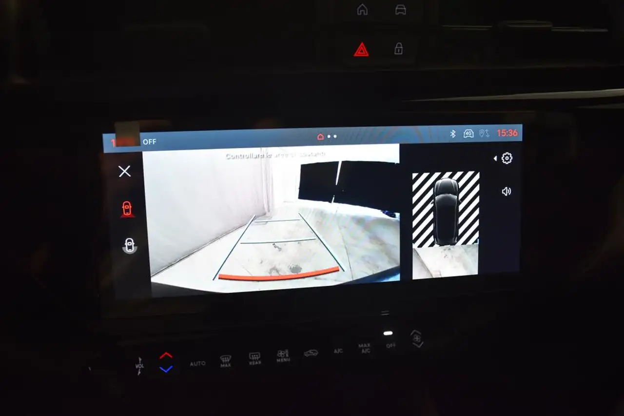 Alfa Romeo Junior 1.2 ibrida Ti 145cv edct6, миниатюра 9