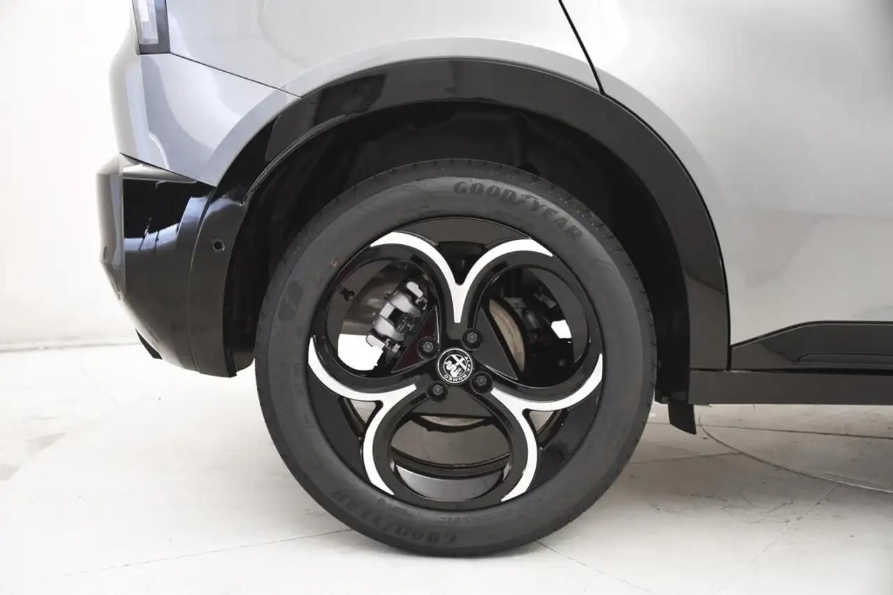 Alfa Romeo Junior 1.2 ibrida Ti 145cv edct6, миниатюра 6