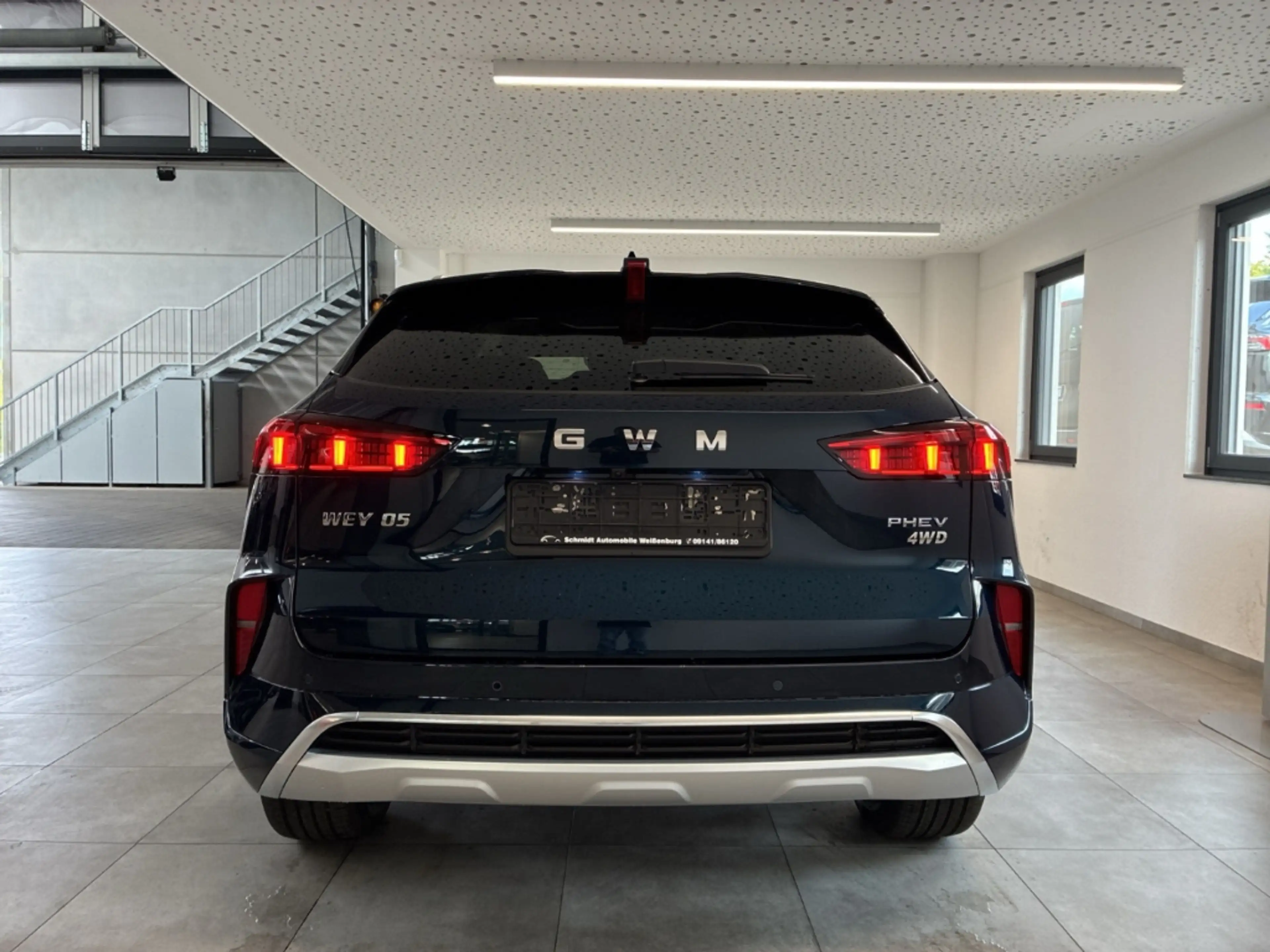 GWM WEY 05 Final Edition Plug-in Hybrid Infinity Laser — photo 3