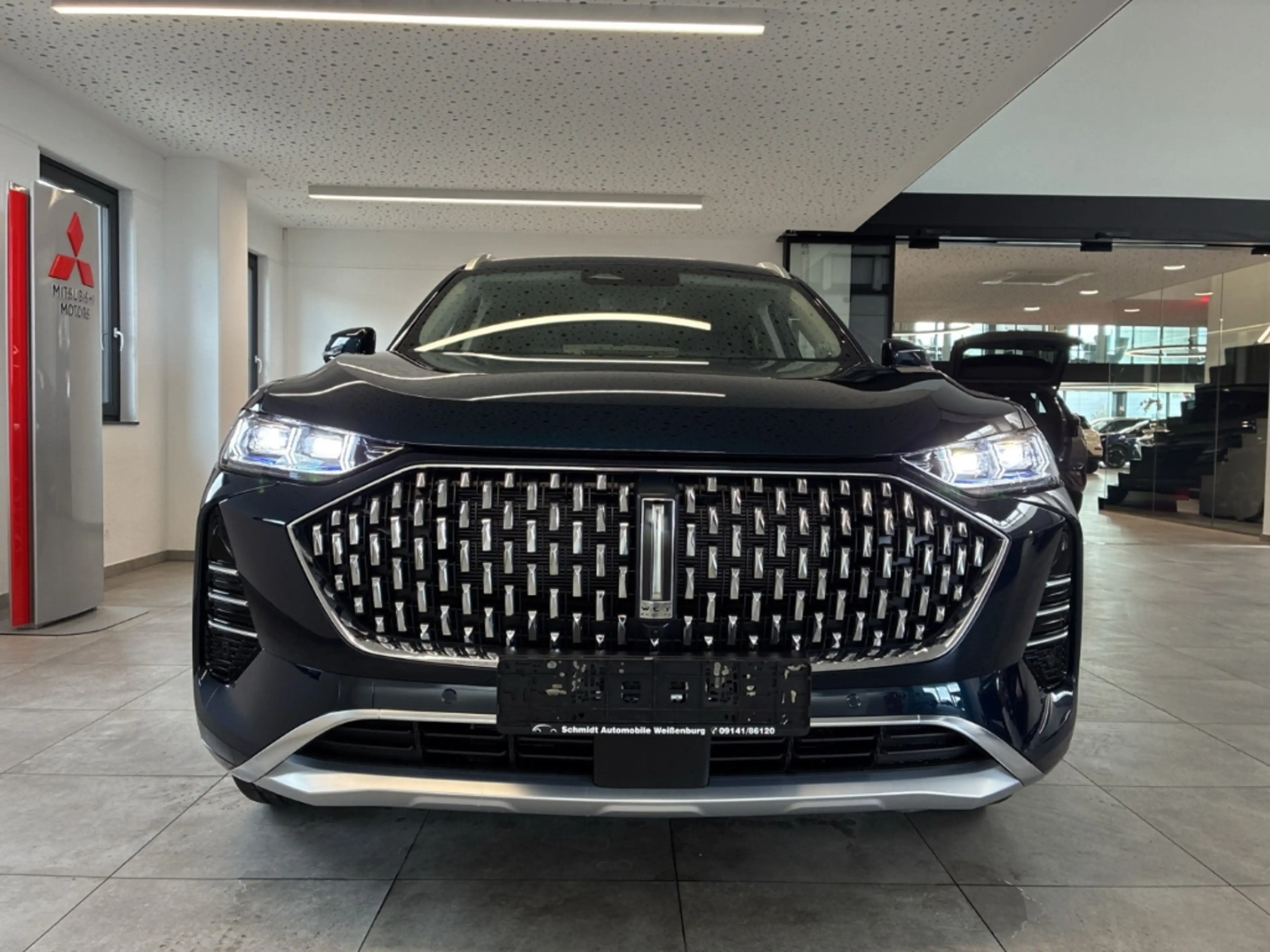GWM WEY 05 Final Edition Plug-in Hybrid Infinity Laser — photo 4