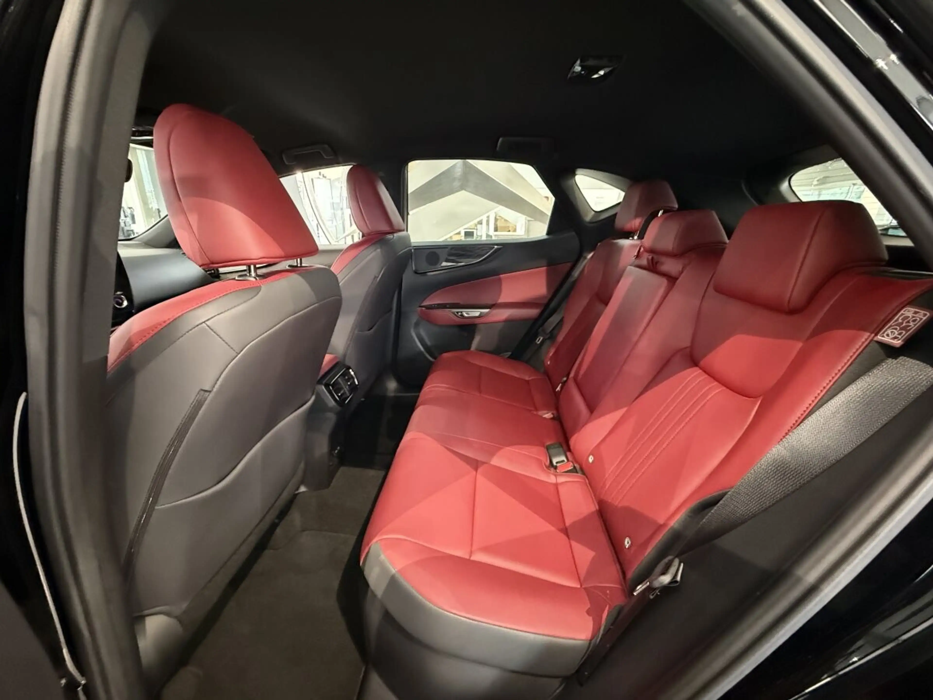 Lexus NX 350h NX 350 h E-Four EXECUTIVE LINE — photo 11