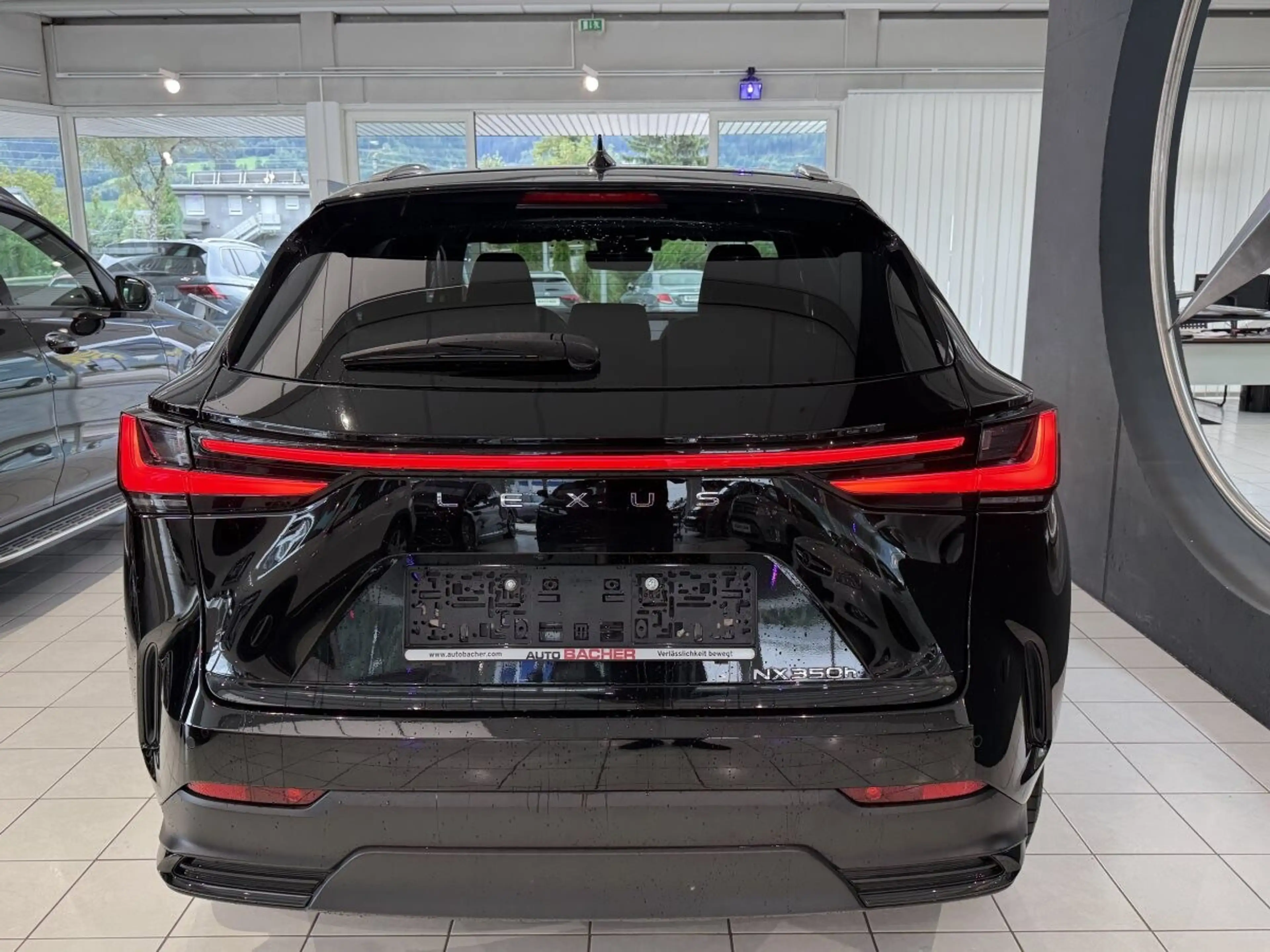 Lexus NX 350h NX 350 h E-Four EXECUTIVE LINE — photo 5