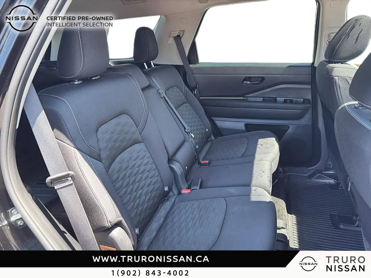 Nissan Pathfinder снимка Nissan Pathfinder