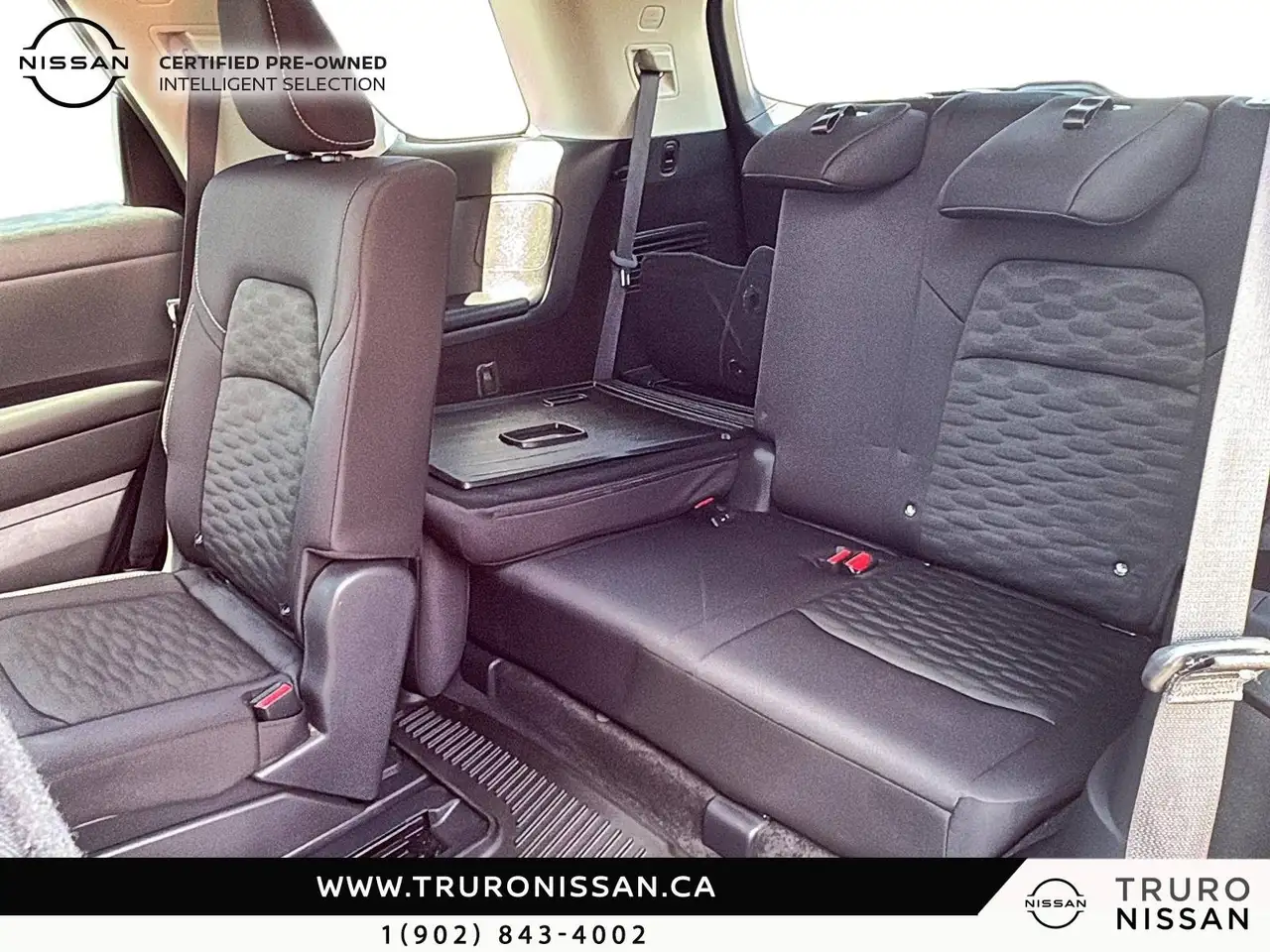 Nissan Pathfinder снимка Nissan Pathfinder
