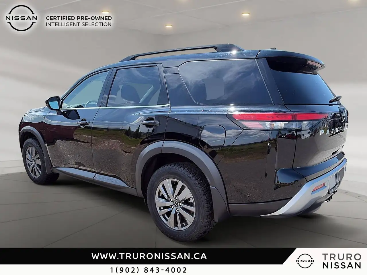 Nissan Pathfinder снимка Nissan Pathfinder